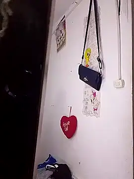 Snapshot of BlakeandRouse chatting on 01-16-25, 10:23 BlakeandRouse online show from 01-16-25, 10:23