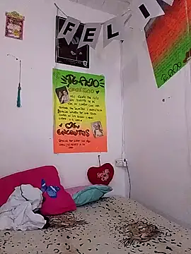 Snapshot of BlakeandRouse chatting on 01-24-25, 10:30 BlakeandRouse online show from 01-24-25, 10:30