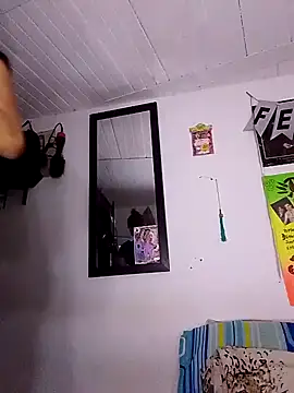 Snapshot of BlakeandRouse chatting on 01-31-25, 02:04 BlakeandRouse online show from 01-31-25, 02:04