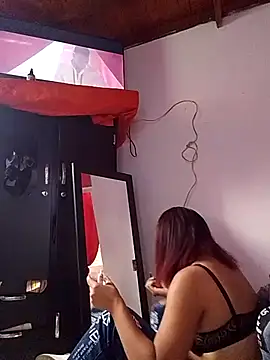 Snapshot of BlakeandRouse chatting on 02-15-25, 08:22 BlakeandRouse online show from 02-15-25, 08:22