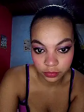 Snapshot of BlakeandRouse chatting on 10-06-25, 11:35 BlakeandRouse online show from 10-06-25, 11:35