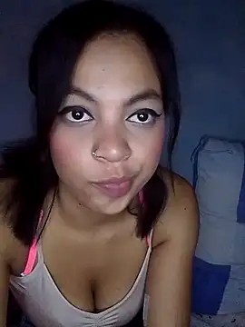 Snapshot of BlakeandRouse chatting on 10-11-25, 10:30 BlakeandRouse online show from 10-11-25, 10:30