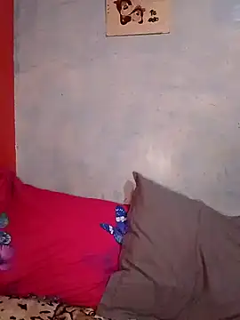 Snapshot of BlakeandRouse chatting on 10-18-25, 01:08 BlakeandRouse online show from 10-18-25, 01:08