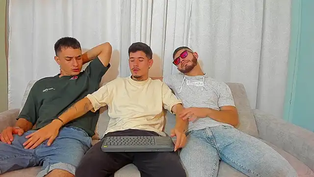 hell twink online show from 05-02-26, 01:54