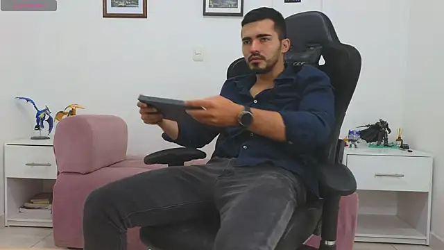 Massimoo 07 online show from 10-04-25, 03:10