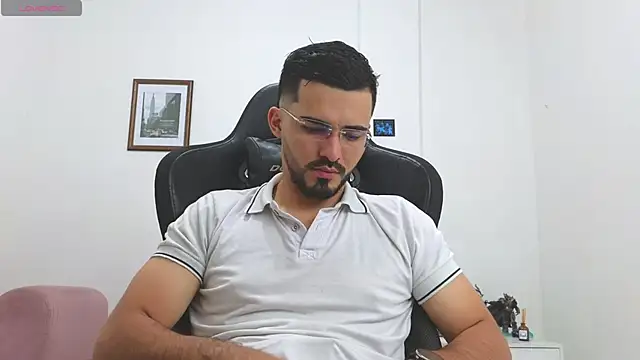 Massimoo 07 online show from 11-06-25, 08:10