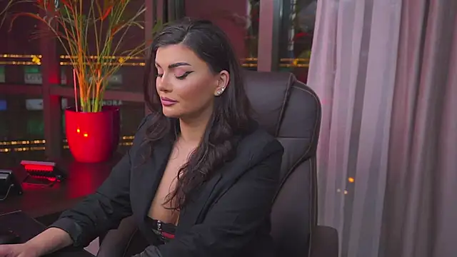 myakalifa online show from 01-08-25, 08:18