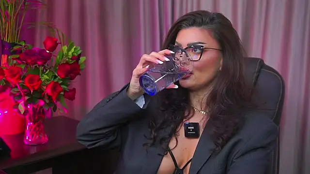 myakalifa online show from 09-09-25, 09:36