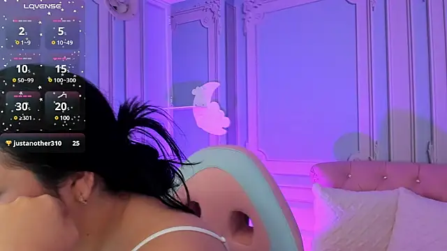 stefany duque1  online show from 01-19-25, 08:29