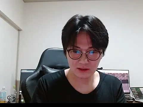 uramati online show from 02-13-26, 01:29