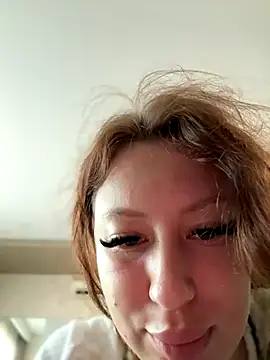 AndreaMood online show from 11-16-25, 11:32