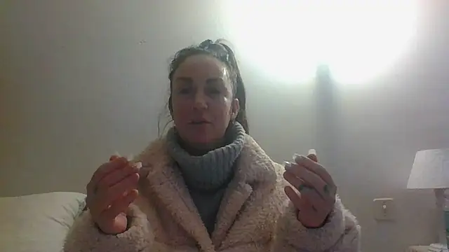 Snapshot of BELLAMORGANE1 chatting on 01-01-25, 04:50 BELLAMORGANE1 online show from 01-01-25, 04:50