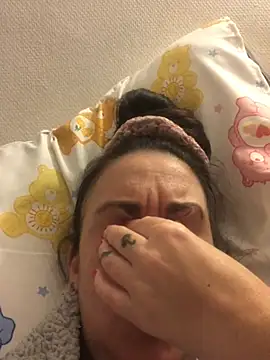 Snapshot of BELLAMORGANE1 chatting on 01-08-25, 07:13 BELLAMORGANE1 online show from 01-08-25, 07:13