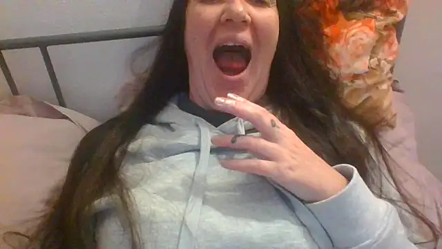 Snapshot of BELLAMORGANE1 chatting on 01-23-25, 05:21 BELLAMORGANE1 online show from 01-23-25, 05:21