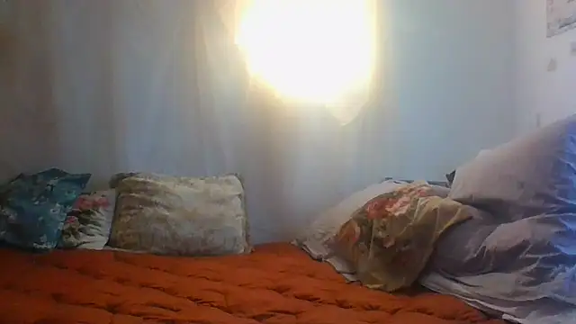 Snapshot of BELLAMORGANE1 chatting on 01-30-25, 04:13 BELLAMORGANE1 online show from 01-30-25, 04:13