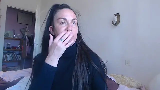 Snapshot of BELLAMORGANE1 chatting on 03-19-25, 12:45 BELLAMORGANE1 online show from 03-19-25, 12:45