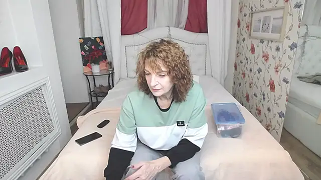 SilviaHart online show from 10-01-25, 12:44