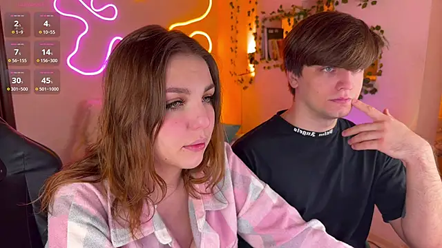 RobertAndLinela online show from 11-01-25, 03:58