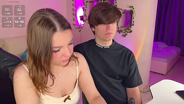 RobertAndLinela online show from 12-14-25, 05:35