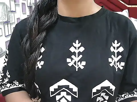 Snapshot of Somiya87 chatting on 12-04-25, 07:00 Somiya87 online show from 12-04-25, 07:00