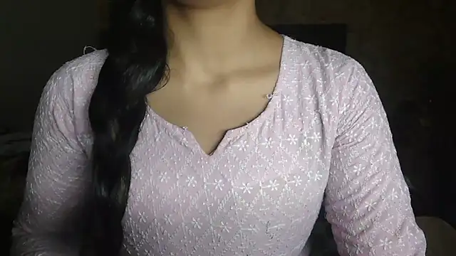 Snapshot of Somiya87 chatting on 02-24-26, 06:06 Somiya87 online show from 02-24-26, 06:06