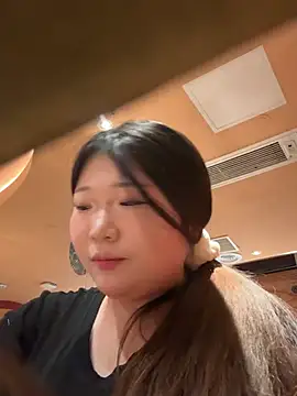 Snapshot of Happyou2 chatting on 02-22-25, 10:07 Happyou2 online show from 02-22-25, 10:07