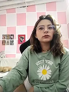 Snapshot of Paulina_mosh chatting on 03-04-25, 02:53 Paulina mosh online show from 03-04-25, 02:53