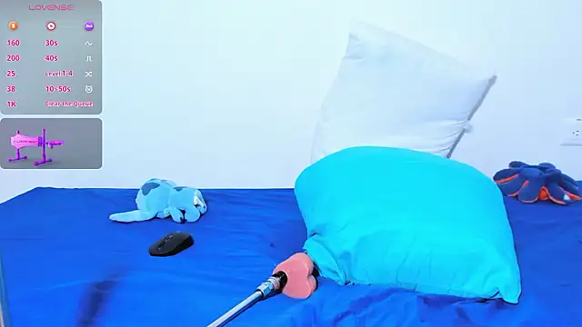 Snapshot of kimreyes_1 chatting on 03-16-26, 05:44 kimreyes 1 online show from 03-16-26, 05:44