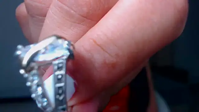 IsabellRodriguez18 online show from 02-08-25, 06:54