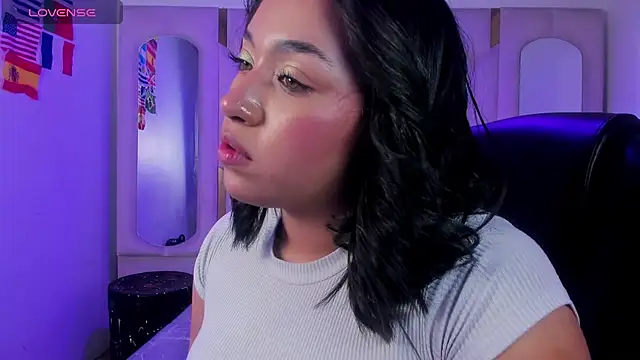 IsabellRodriguez18 online show from 06-26-26, 04:28