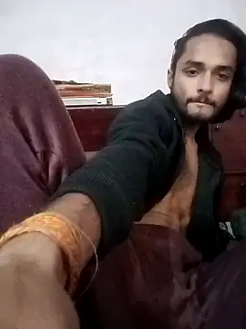IamRentedBoybfriend online show from 01-07-25, 03:24