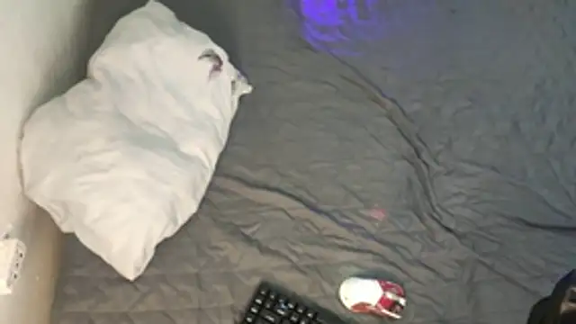 kyle 898 online show from 12-02-25, 01:50