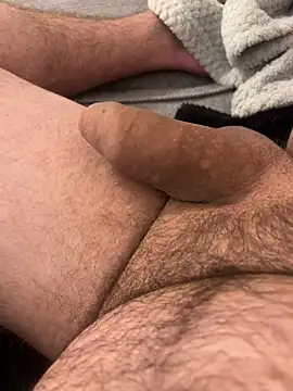 Snapshot of 22TT2295 chatting on 03-03-26, 04:40 22TT2295 online show from 03-03-26, 04:40