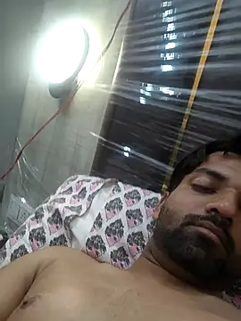 playboyz77 online show from 02-14-26, 06:15