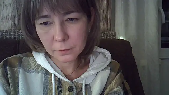 Snapshot of EllaJohnsonX chatting on 01-06-25, 01:20 EllaJohnsonX online show from 01-06-25, 01:20