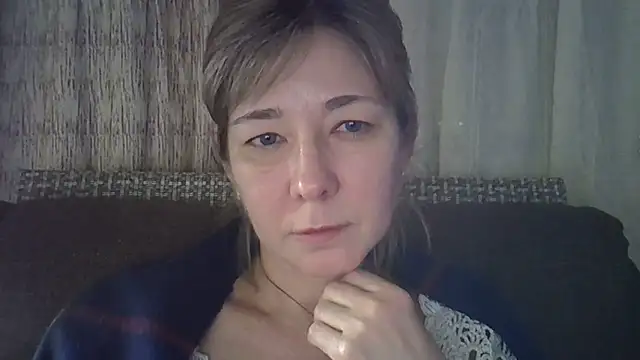 Snapshot of EllaJohnsonX chatting on 01-11-25, 06:01 EllaJohnsonX online show from 01-11-25, 06:01