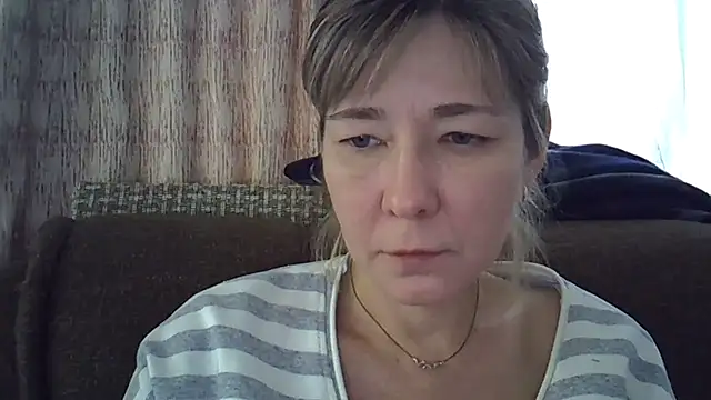 Snapshot of EllaJohnsonX chatting on 01-12-25, 08:25 EllaJohnsonX online show from 01-12-25, 08:25