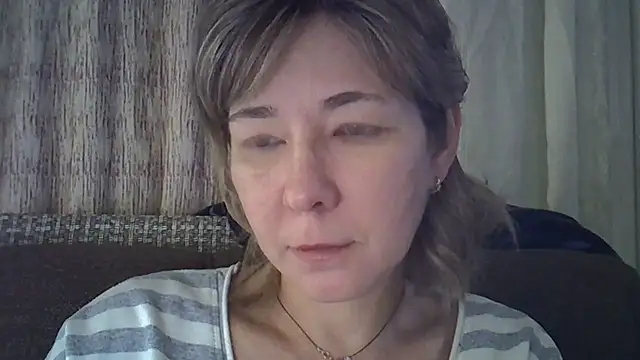 Snapshot of EllaJohnsonX chatting on 01-12-25, 05:11 EllaJohnsonX online show from 01-12-25, 05:11