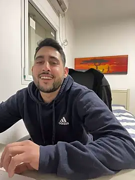 Snapshot of luffykingofpirets chatting on 02-25-25, 05:04 luffykingofpirets online show from 02-25-25, 05:04