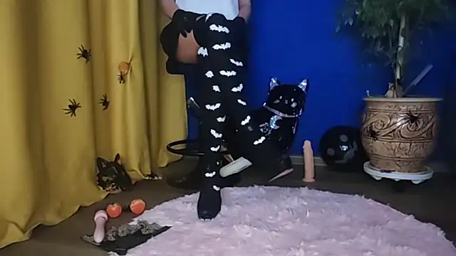 Jennifer Braun online show from 10-24-25, 05:53