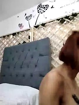 Mia WAll online show from 12-31-24, 11:17