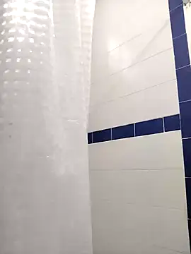 Mia WAll online show from 01-22-25, 04:23