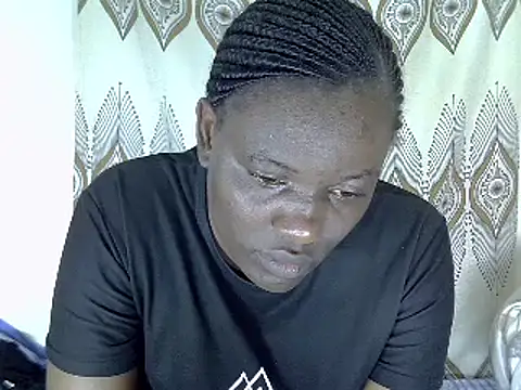Snapshot of Sexymish25 chatting on 03-22-25, 06:03 Sexymish25 online show from 03-22-25, 06:03