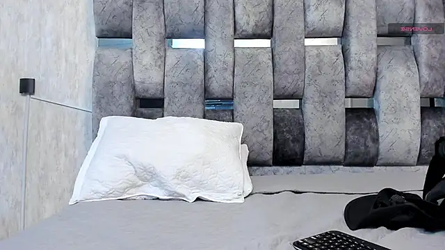 nicklause froid online show from 03-21-25, 10:50