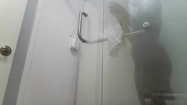 RayeRevealed online show from 05-04-26, 05:47