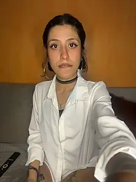 Snapshot of indira_k chatting on 03-11-26, 12:38 indira k online show from 03-11-26, 12:38