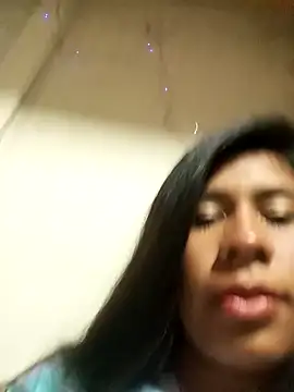 Snapshot of Pamelamilkk_1007 chatting on 12-30-24, 05:34 Pamelamilkk 1007 online show from 12-30-24, 05:34