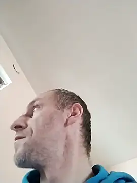 krecik1988 online show from 02-17-26, 09:28