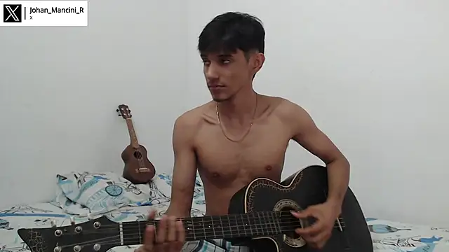 Snapshot of Johan_Mancini_R chatting on 01-04-25, 12:59 Johan Mancini R online show from 01-04-25, 12:59