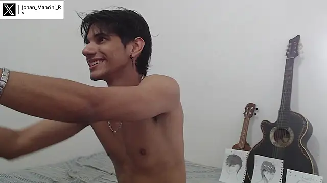 Snapshot of Johan_Mancini_R chatting on 03-11-25, 04:29 Johan Mancini R online show from 03-11-25, 04:29